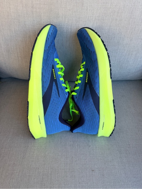 Brooks Hyperion Temp Blue Running Shoes with Neon Green Accents EUC main image 11